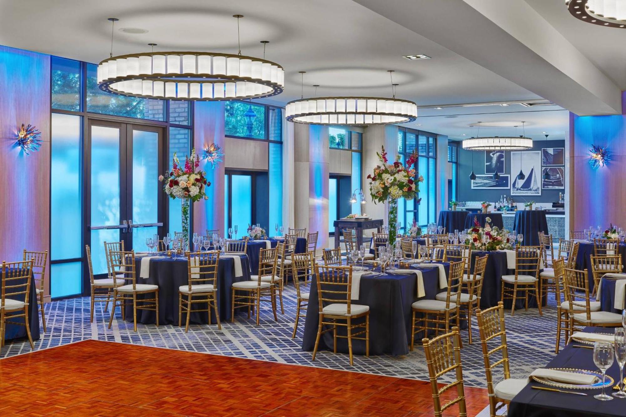 Republic San Diego, Autograph Collection 4*
