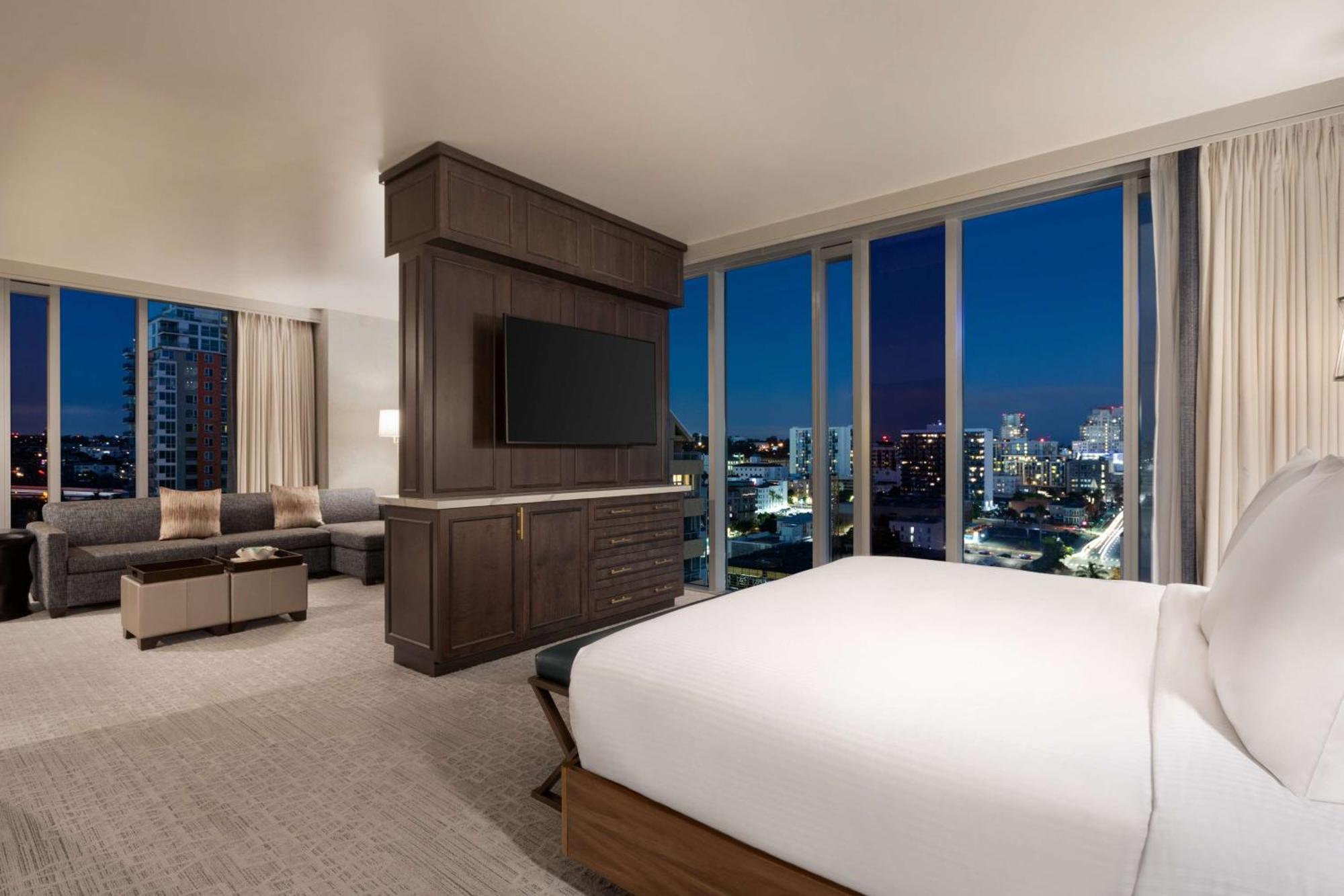 Carte Downtown, Curio Collection By Hilton Hotel