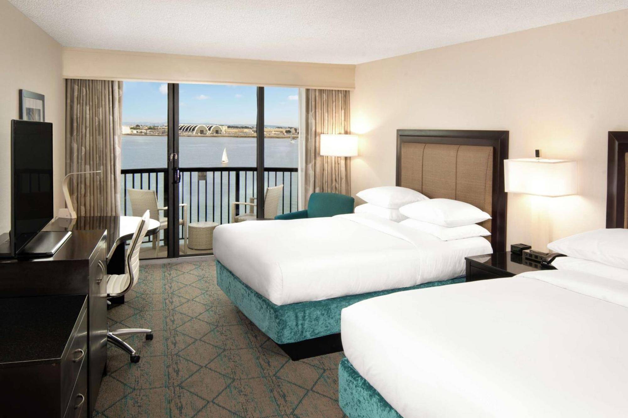 Hilton Airport/harbor Island Hotel 3*