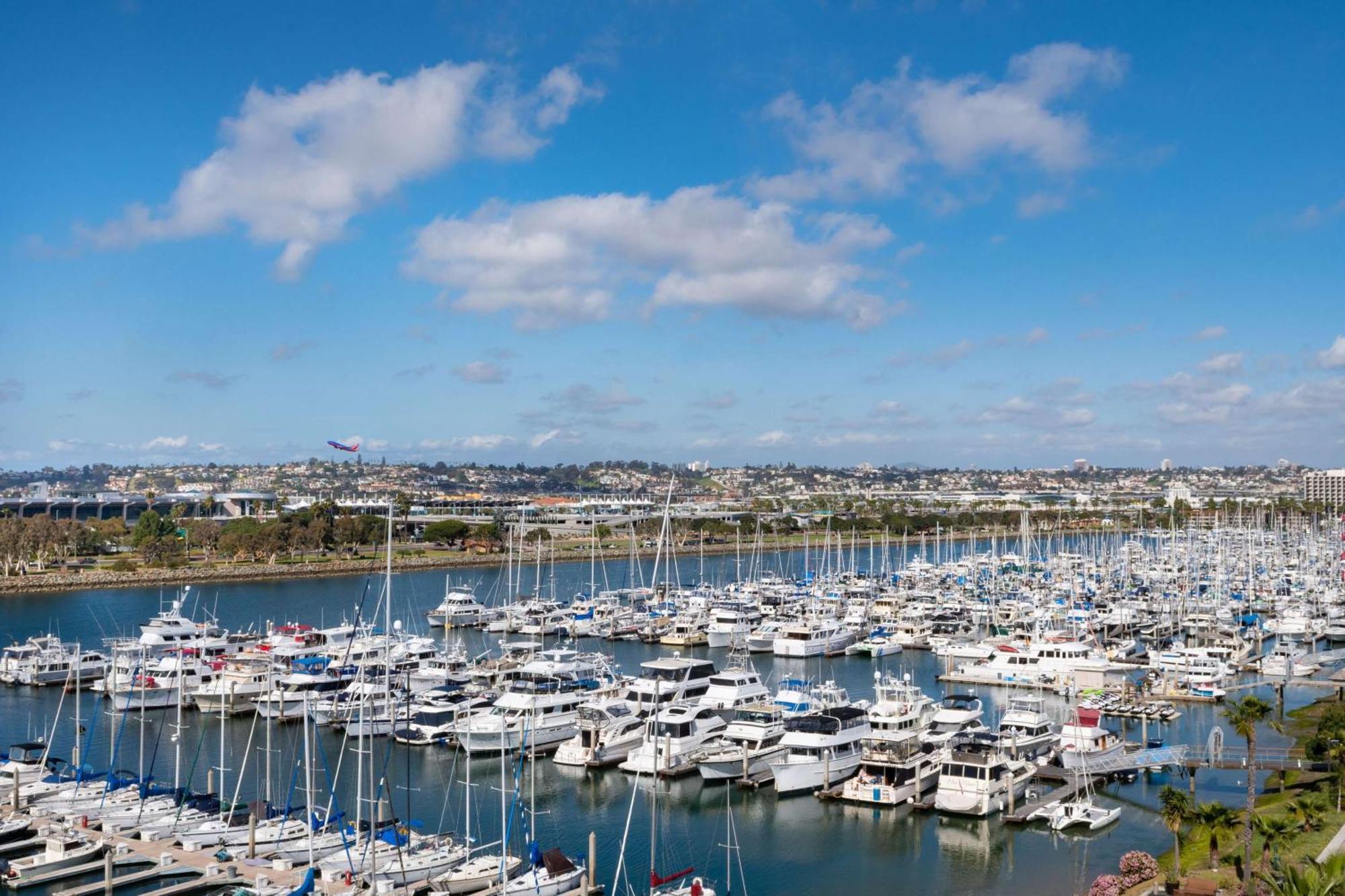 Hilton Airport/harbor Island San Diego