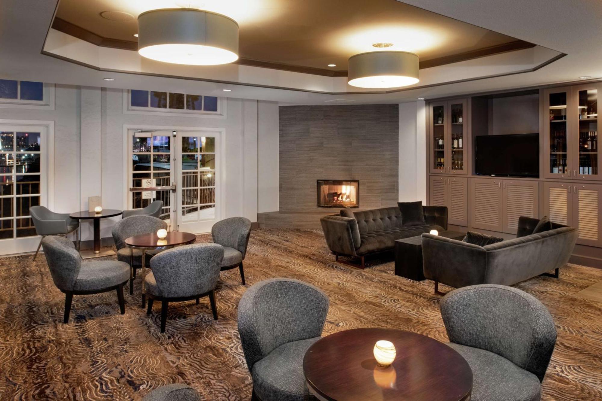 Hilton Airport/harbor Island 3* San Diego