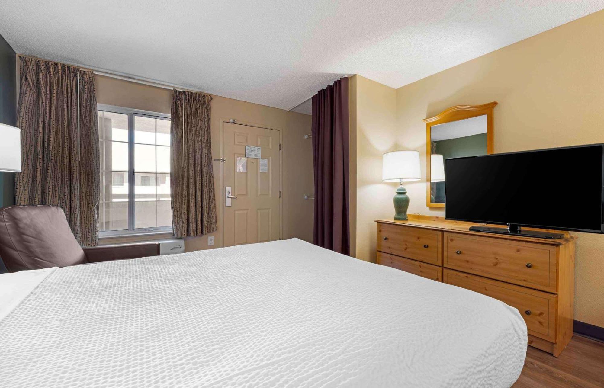 Hotel Extended America - - Fashion Valley