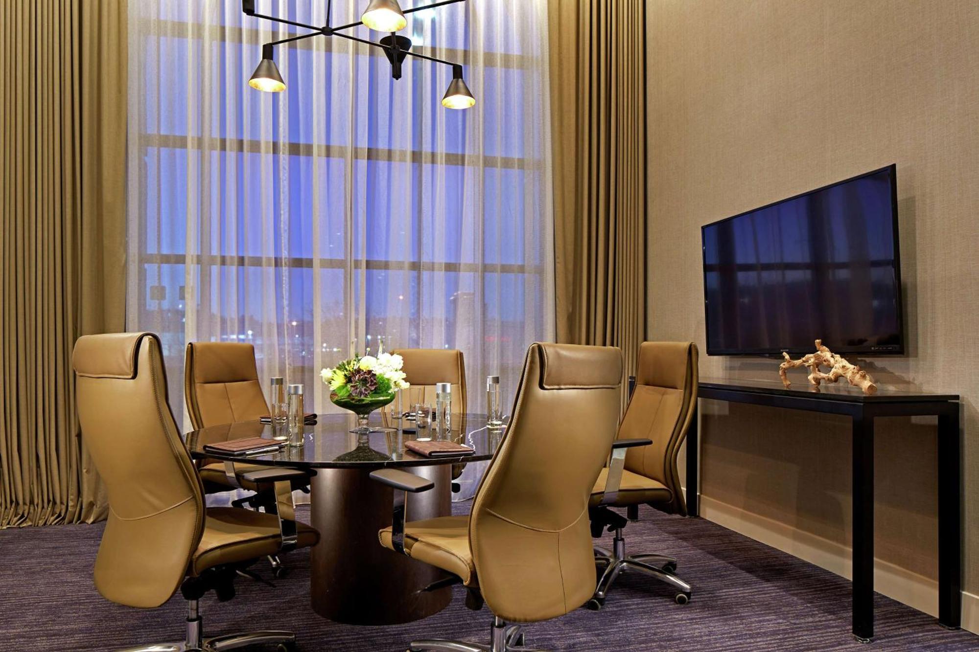 Hilton Mission Valley Hotel