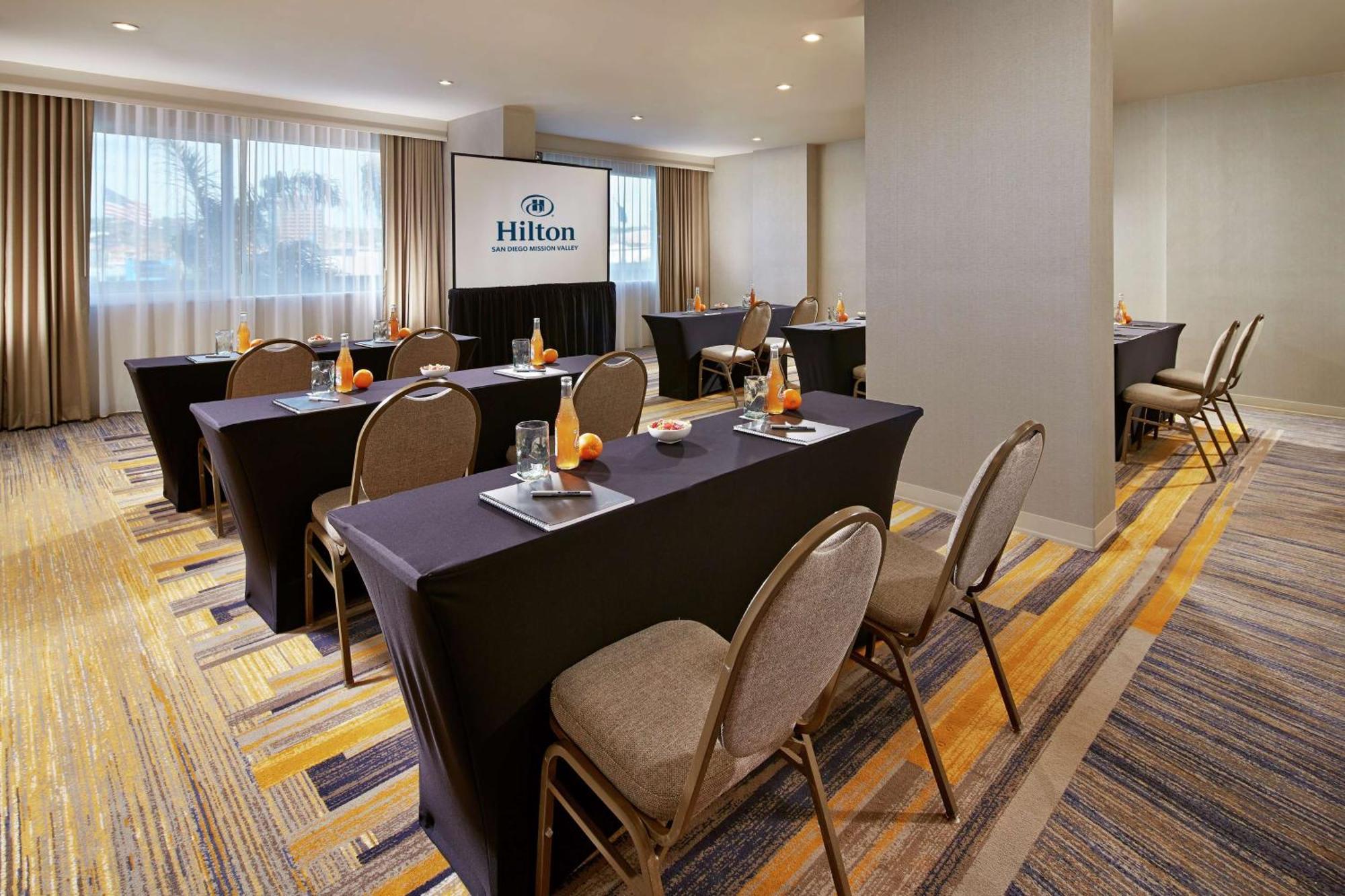 Hilton Mission Valley 4* San Diego