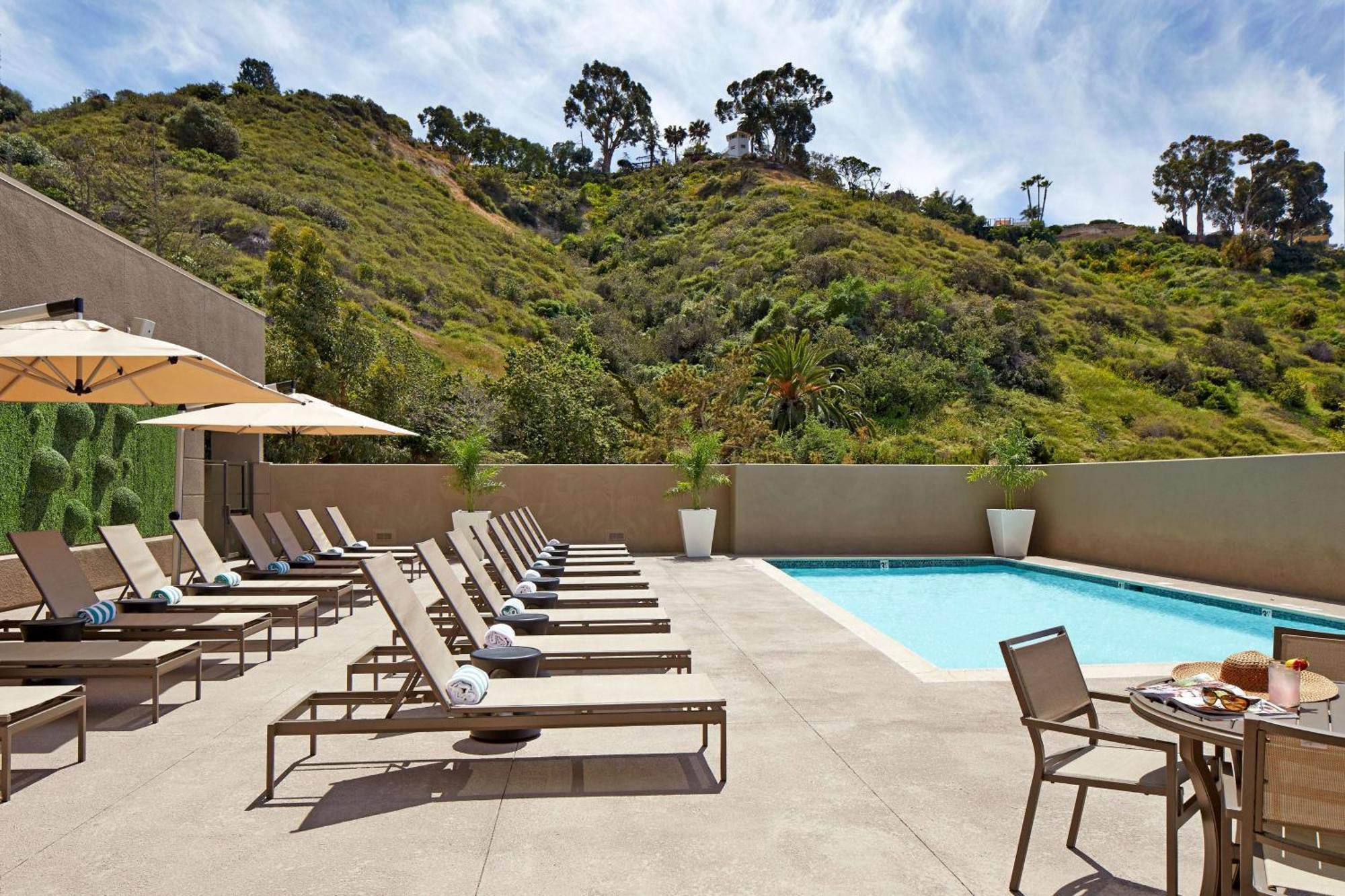 Hilton Mission Valley Hotel