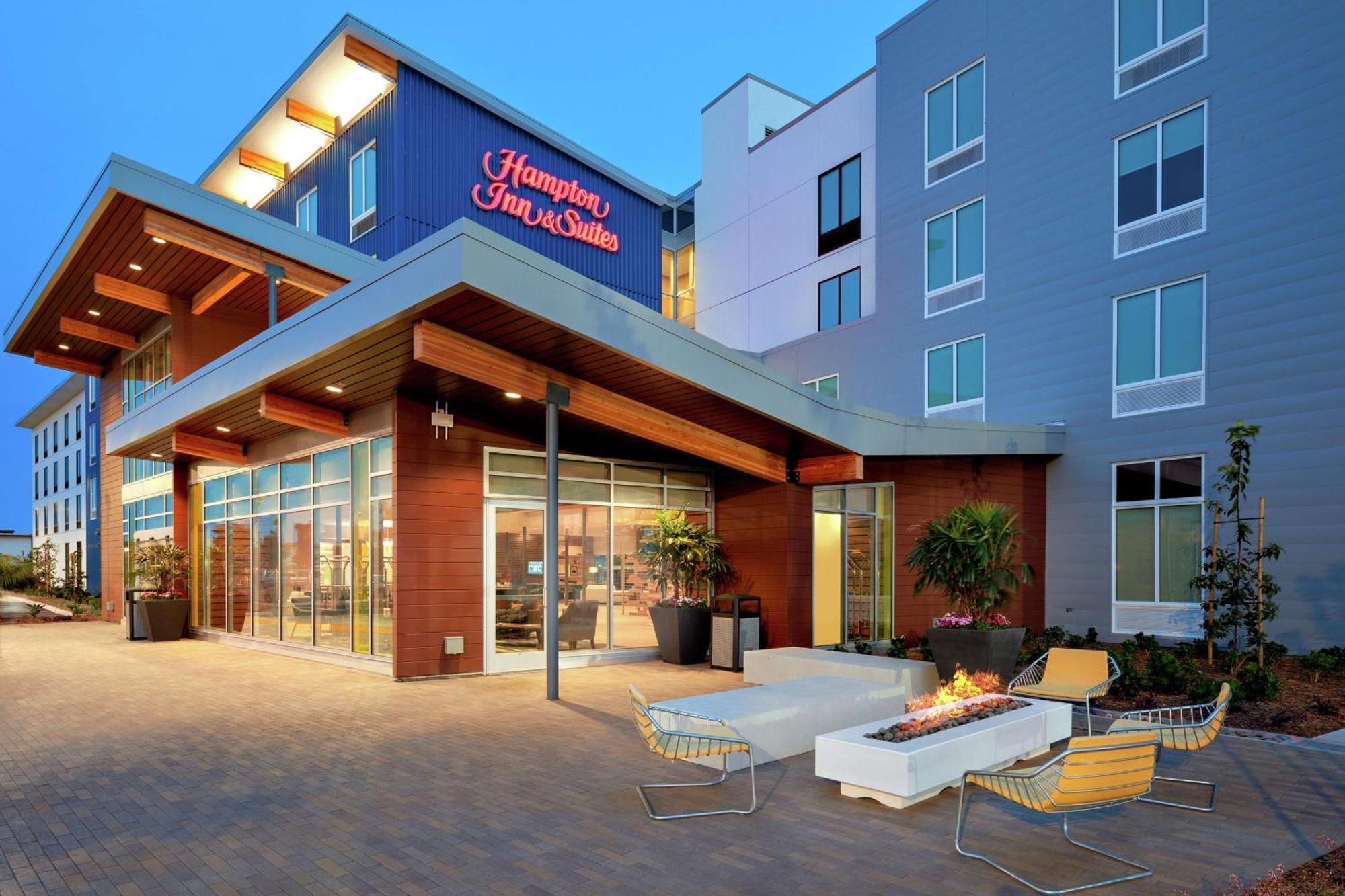 Hampton & Airport Liberty Station Hotel San Diego