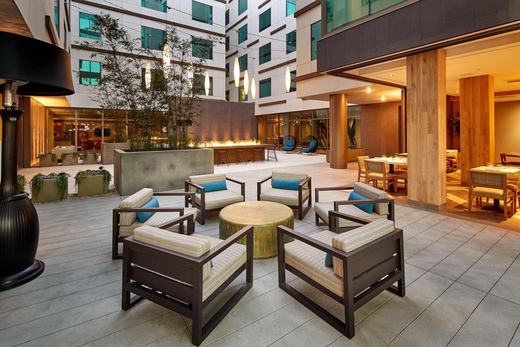 Hotel Homewood By Hilton Downtown/bayside