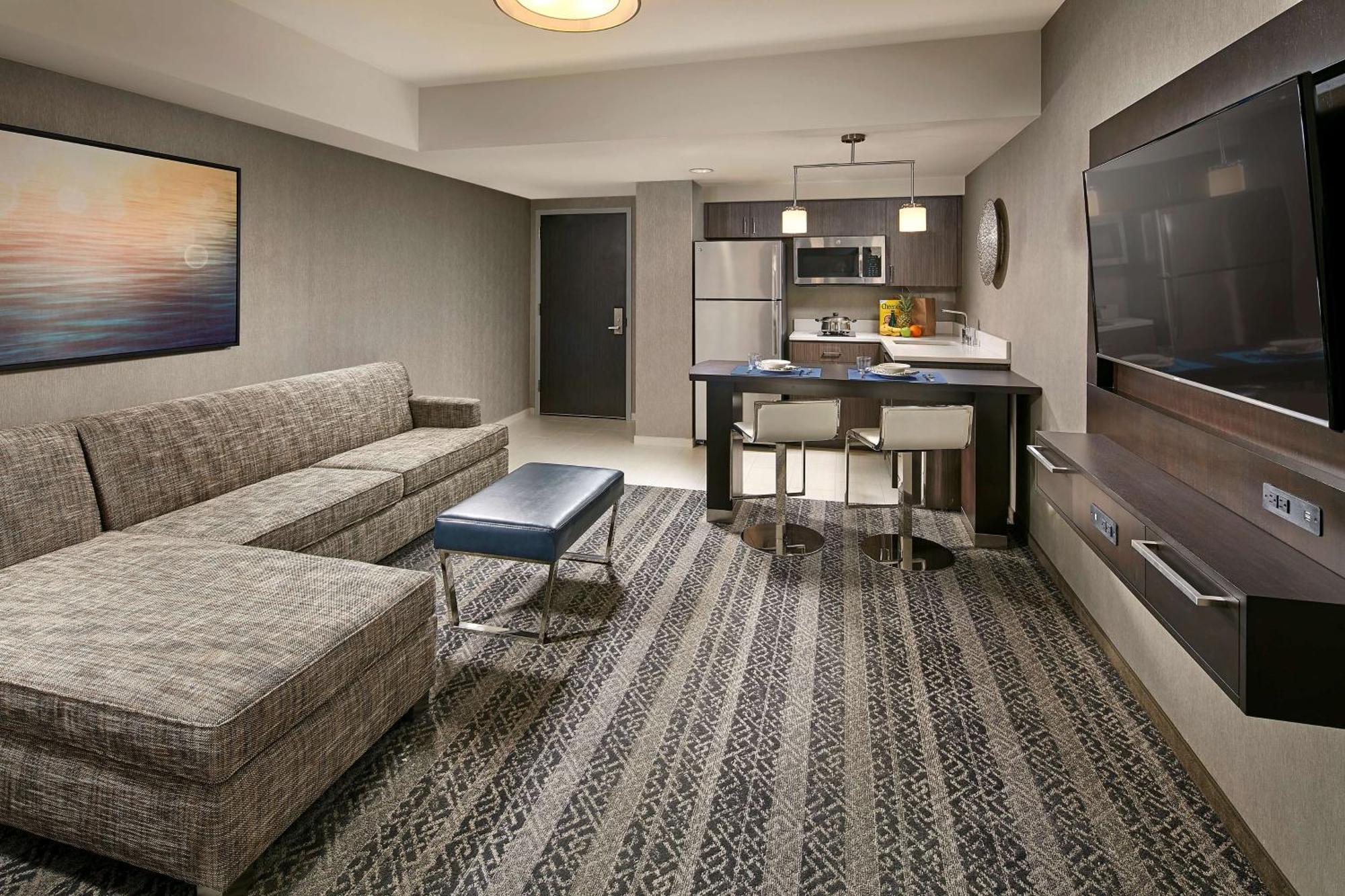 Homewood By Hilton Downtown/bayside Hotel