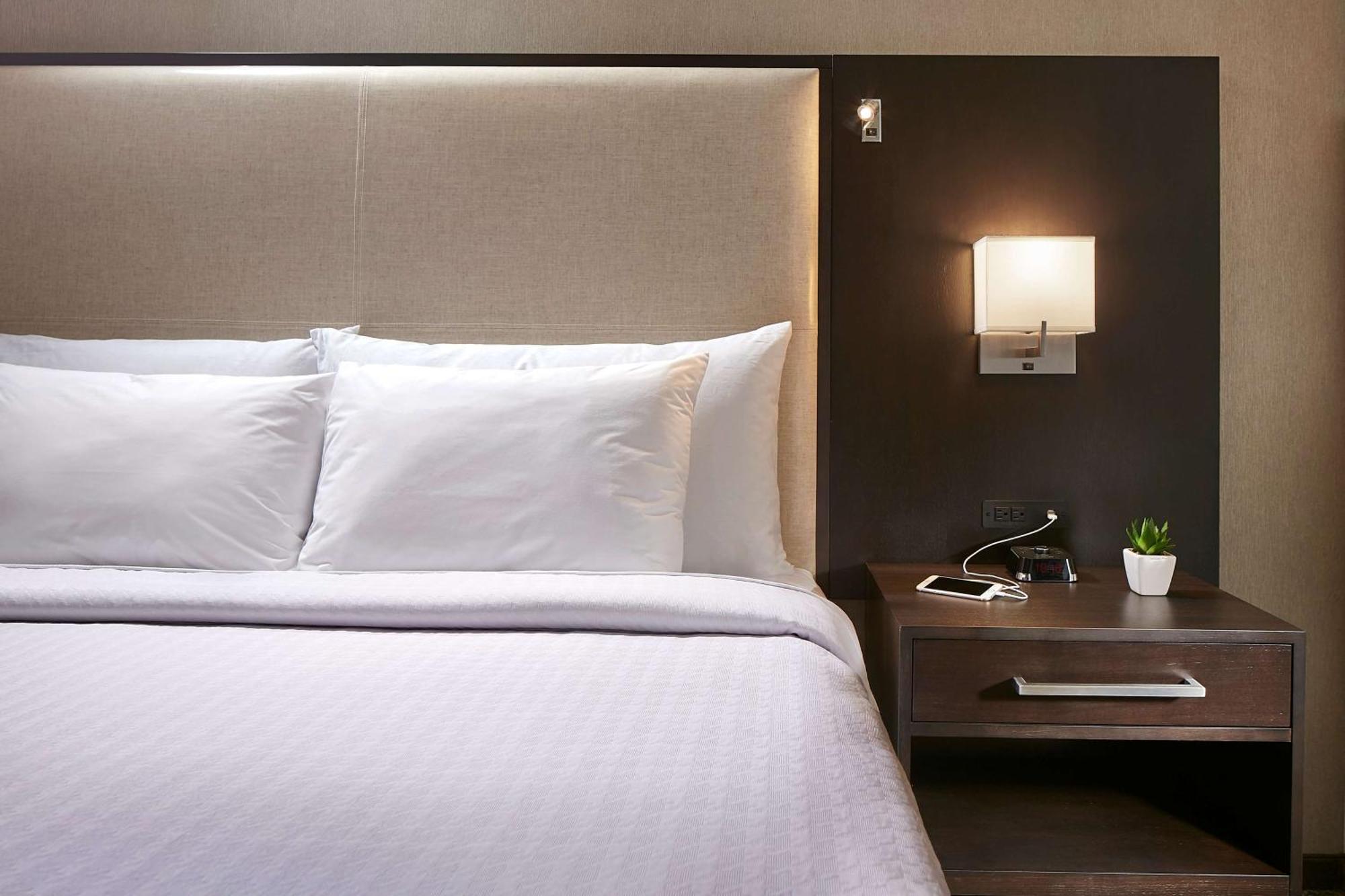 Hotel Homewood By Hilton Downtown/bayside