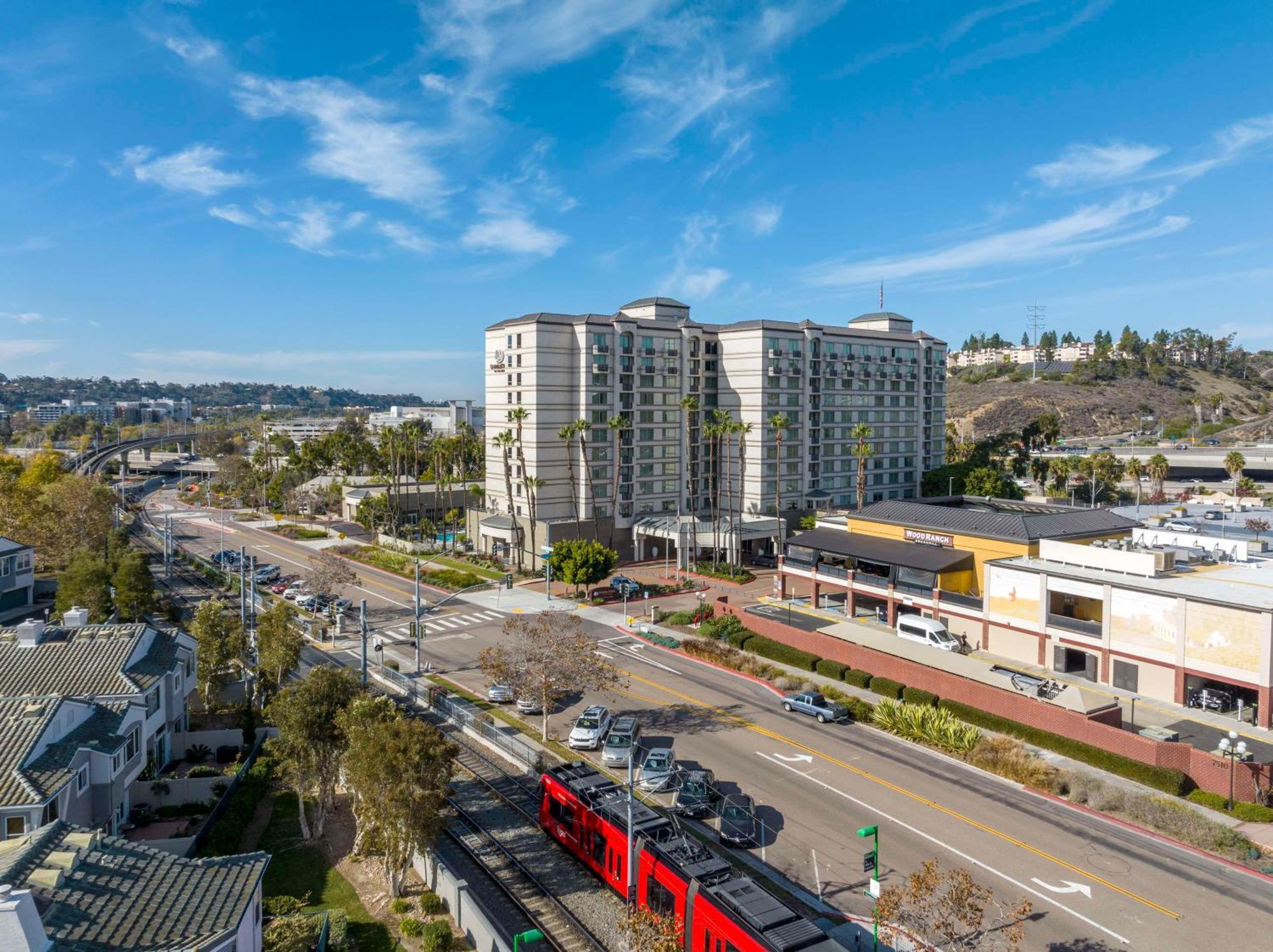 Doubletree By Hilton San Diego-mission Valley
