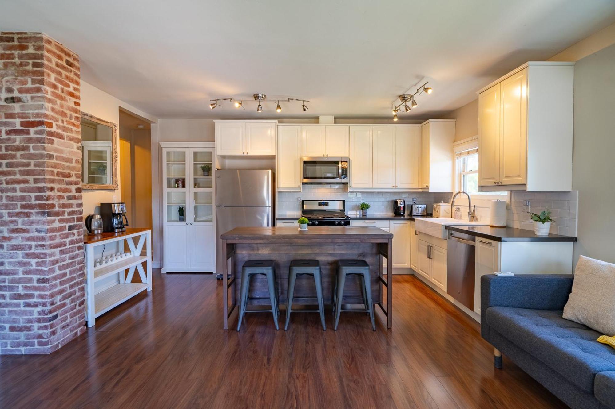 Fern House South Park Craftsman Guest house