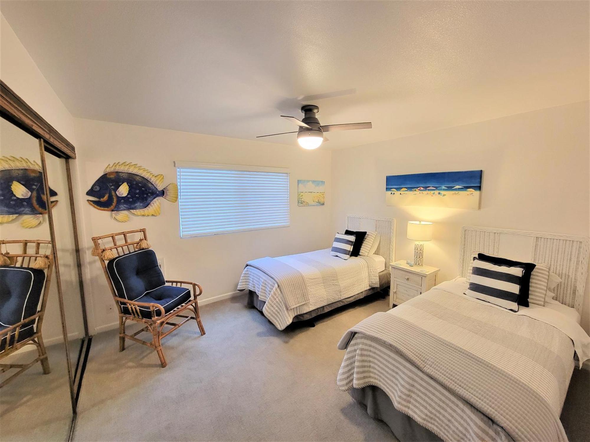 Luv Oceanside Views-1 House To Beach, Boardwalk And Waves-spacious Rooftop Sun Deck-plus King Beds Too! San Diego