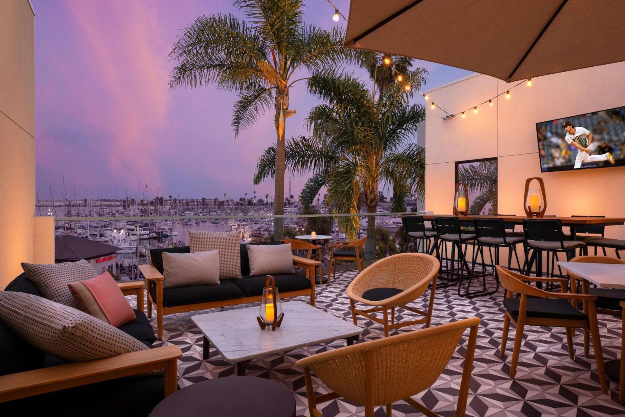 Hotel The Monsaraz San Diego, Tapestry Collection By Hilton San Diego