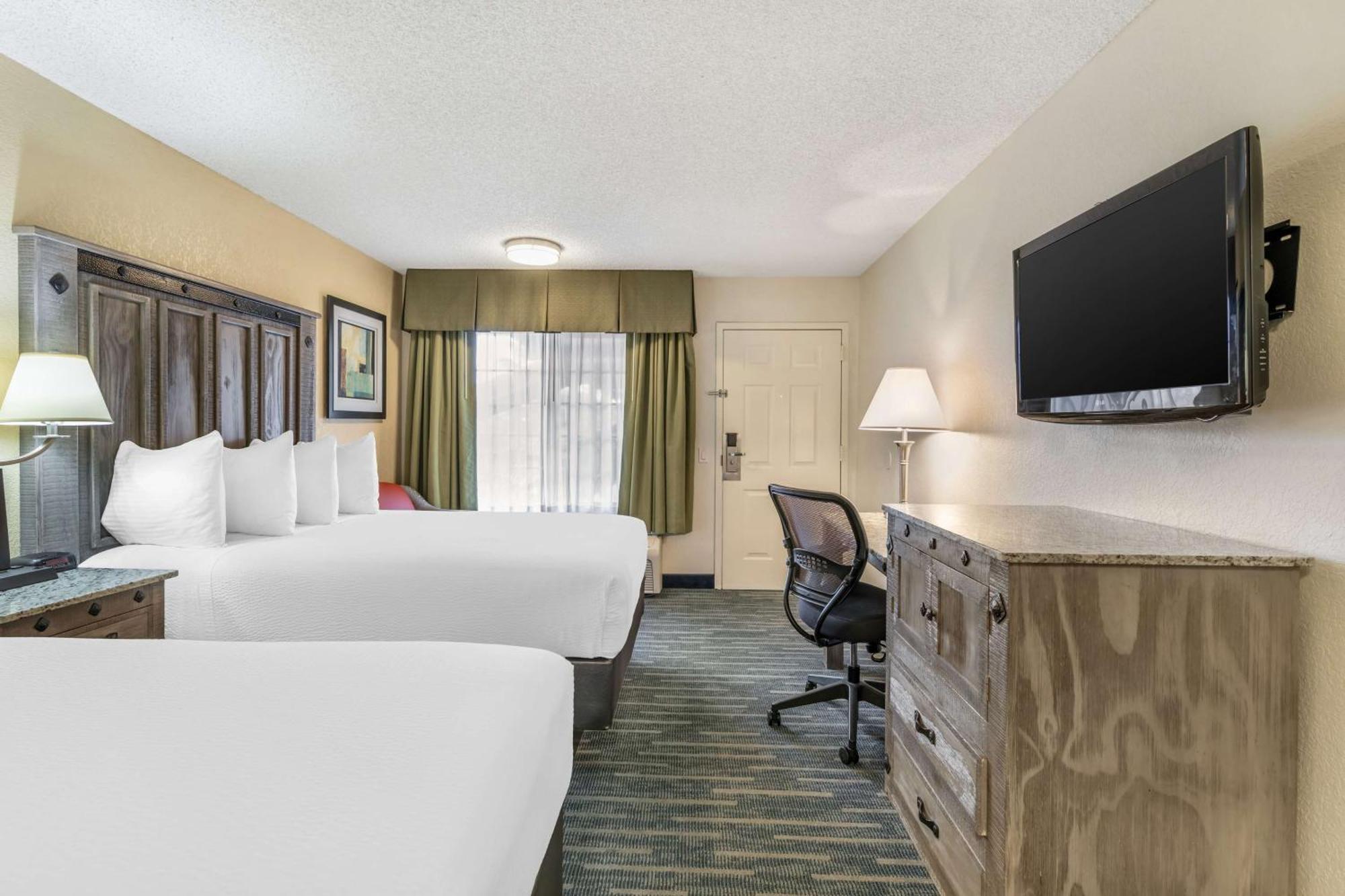 Western Americana Hotel San Diego