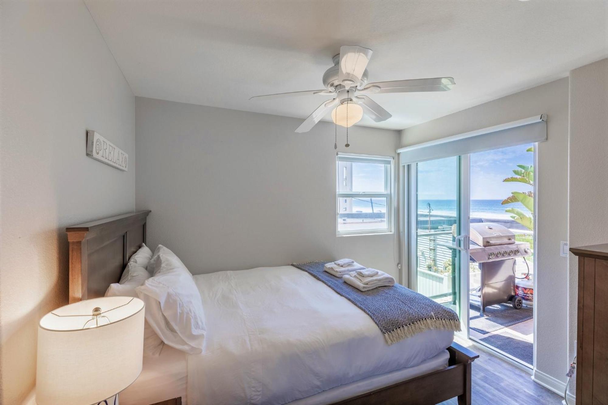B5026 Rockaway Oceanfront 2 Apartment San Diego