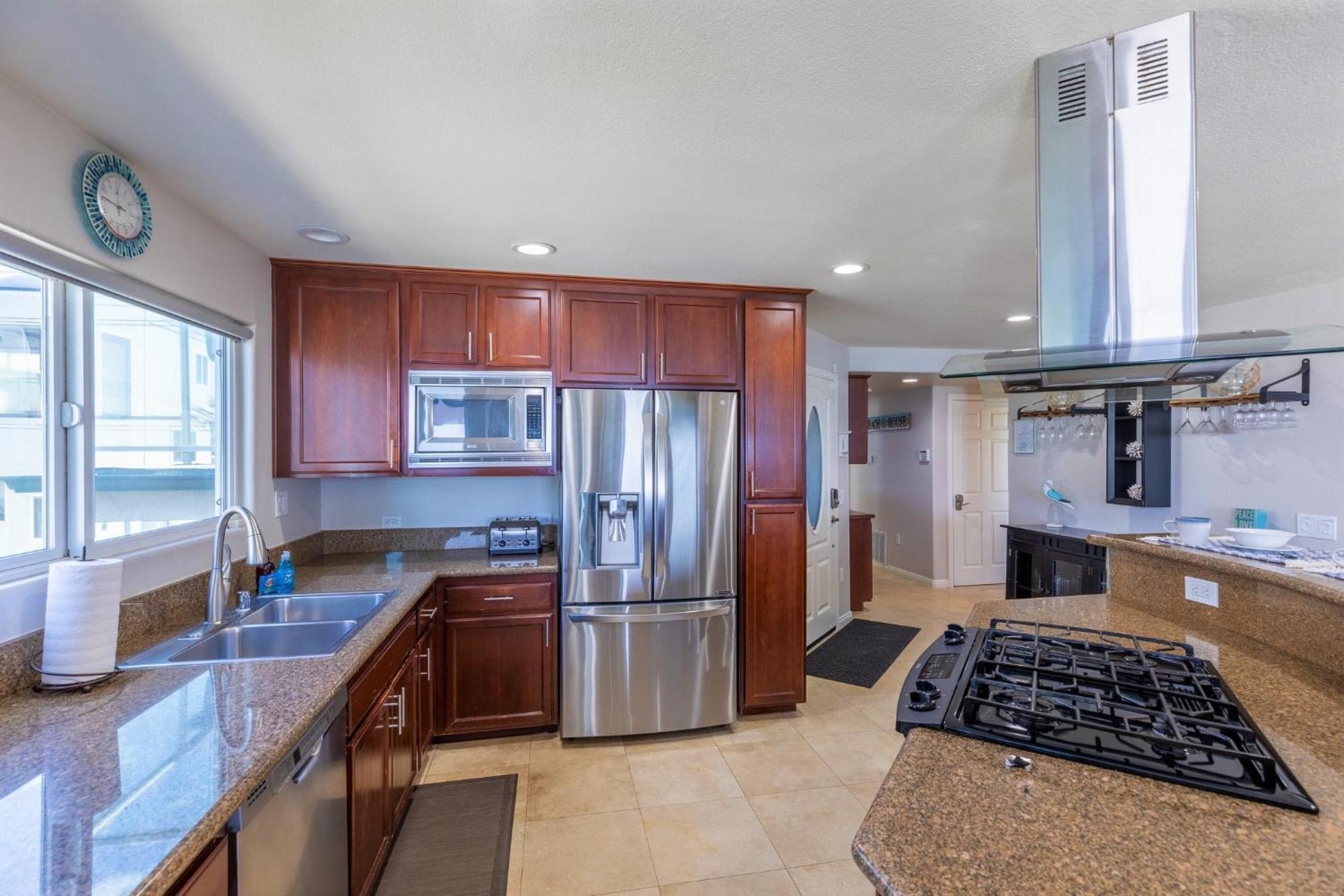 B5026 Rockaway Oceanfront 2 Apartment San Diego