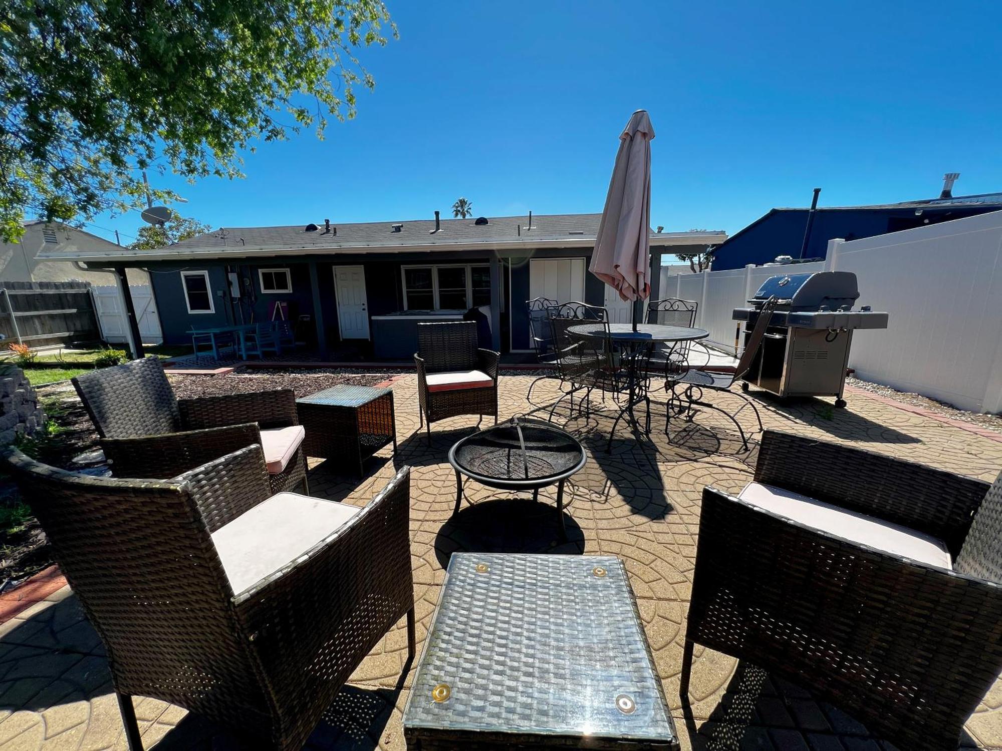 Seaworld Retreat: 4br House/jacuzzi/bbq *