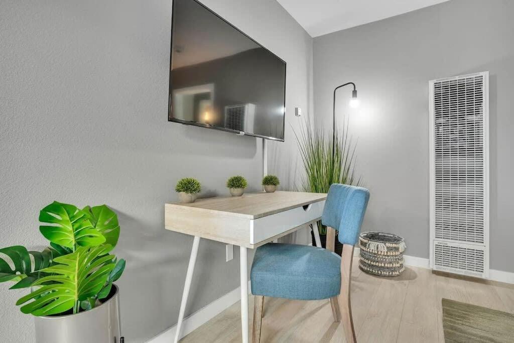 Northpark-businesstraveler-pets-w D-free-parking Apartment *