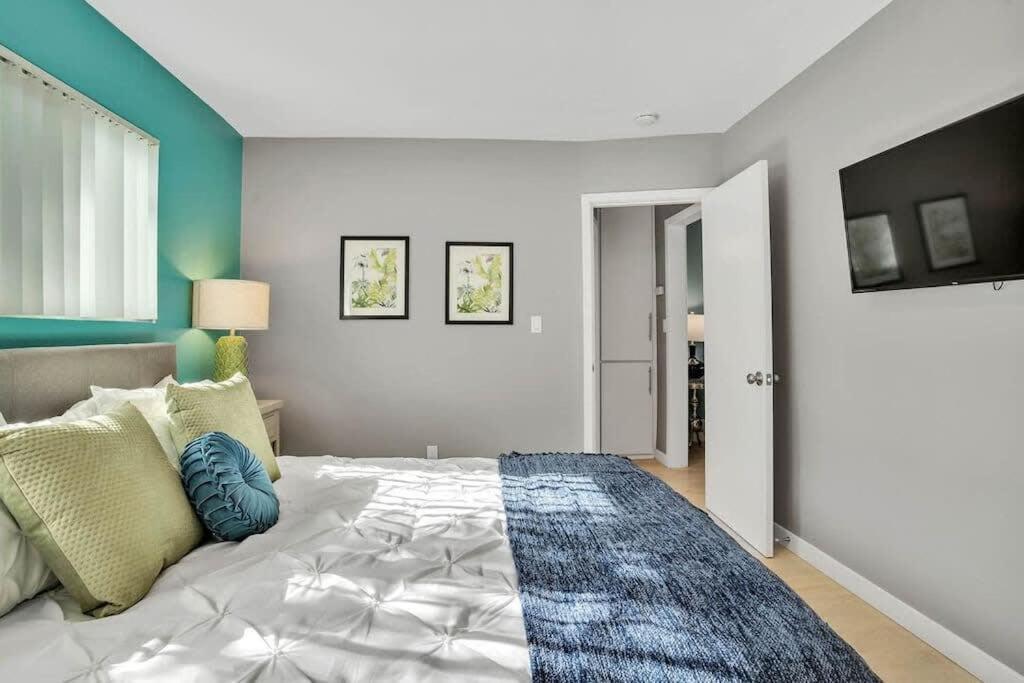 Apartment Northpark-businesstraveler-pets-w D-free-parking San Diego