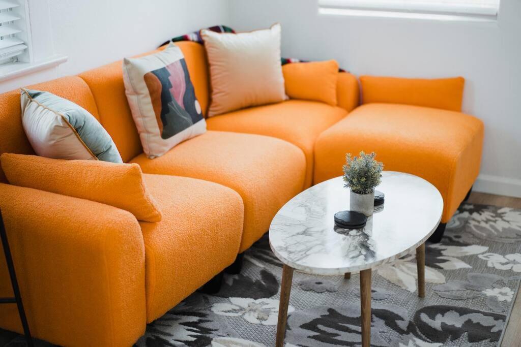 Orange Blossom -2br Free Ev Charger & Parking San Diego
