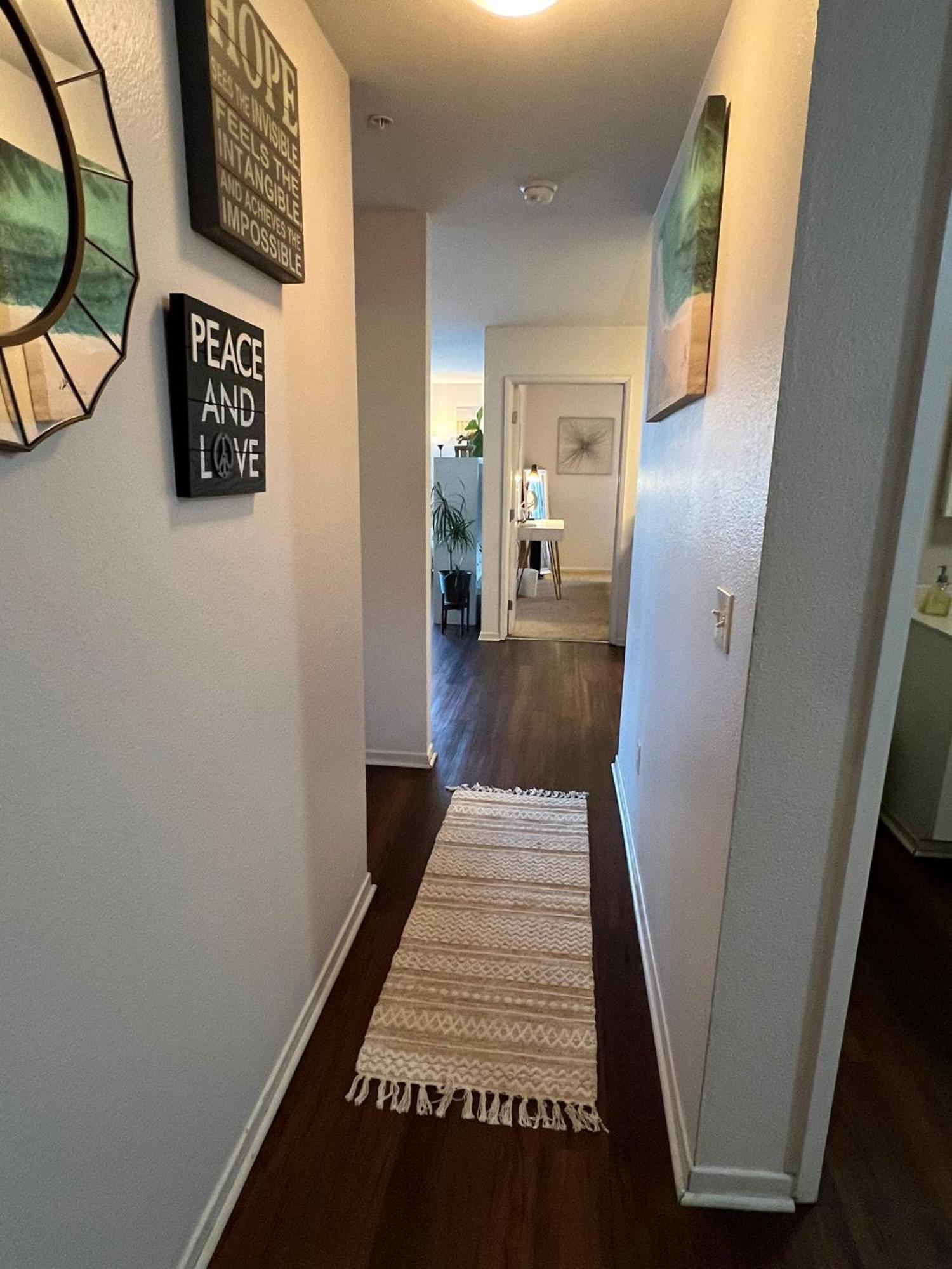 House Of Sunsets By Convention Center Petco Apartment *