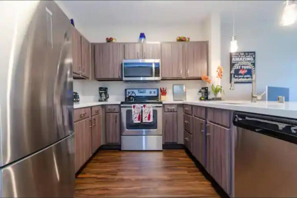 Apartment Tranquil Haven In Dtsd Close To Convention Center
