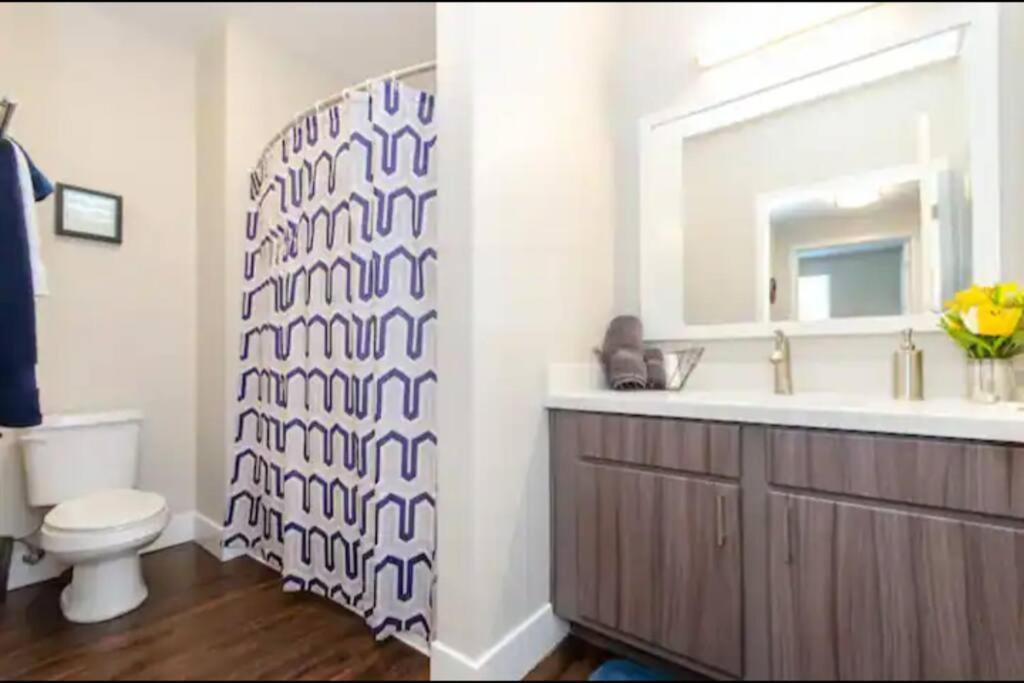 Tranquil Haven In Dtsd Close To Convention Center San Diego