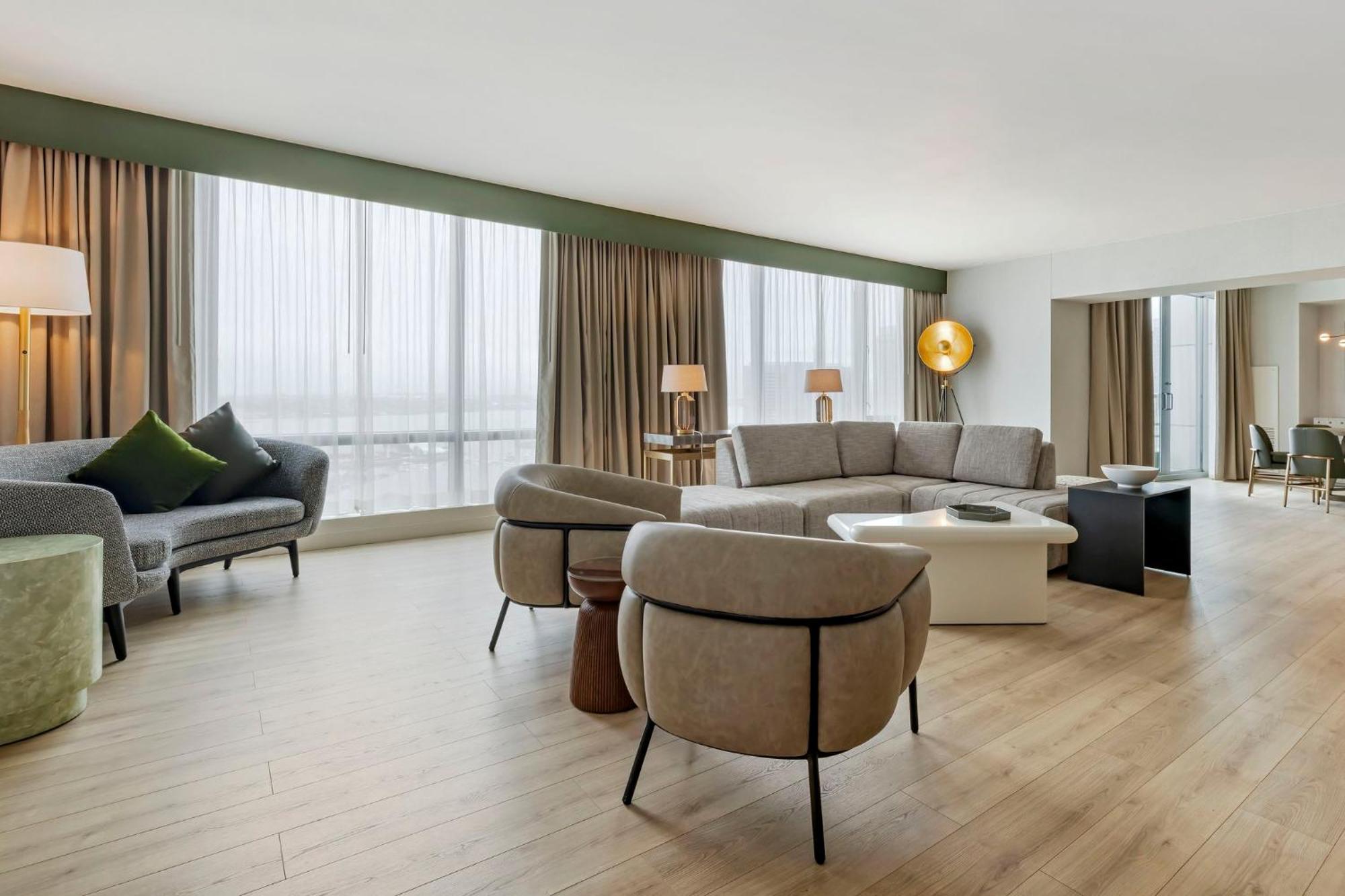 Hotel Omni