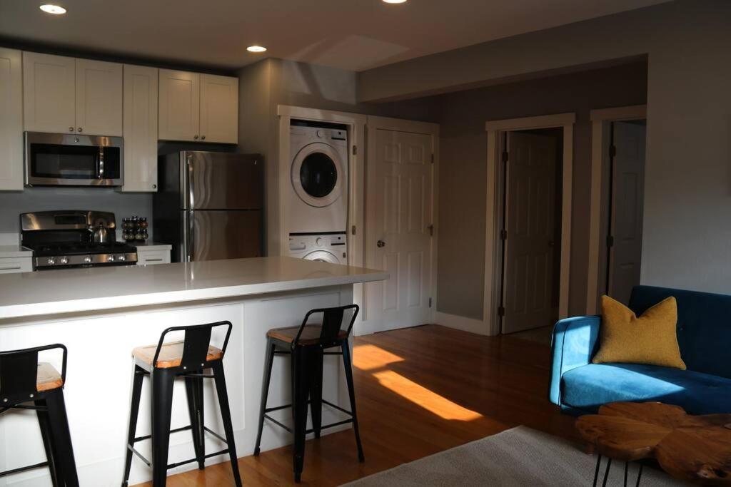 Apartment Modern In The Heart Of San Diego