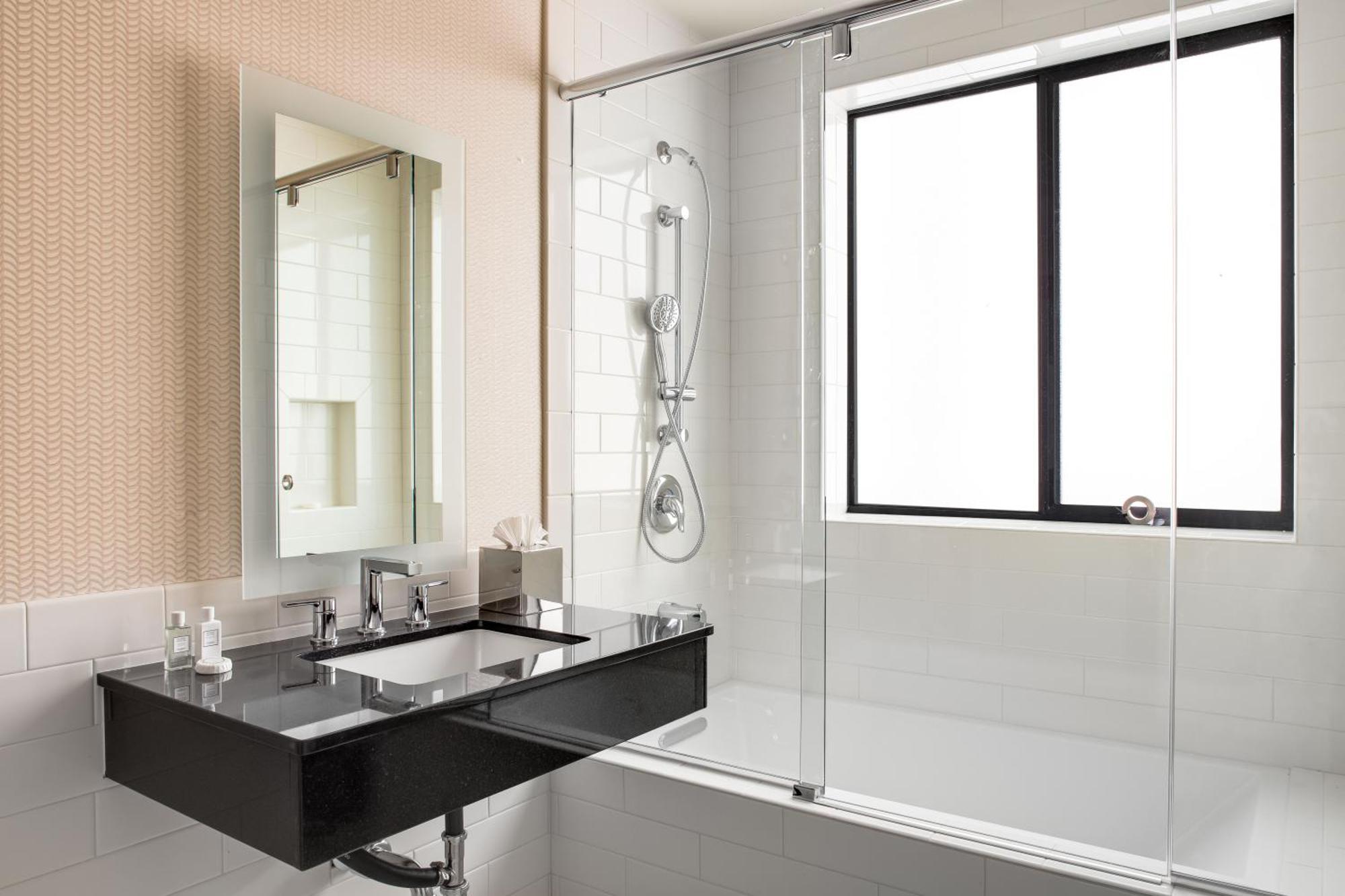 Cormorant Boutique Hotel 3*