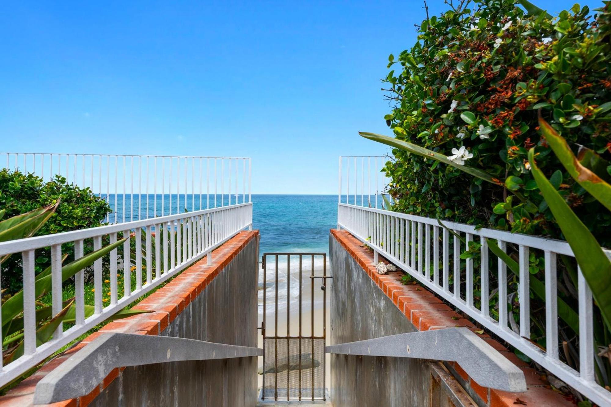 Holiday home B5250 Playa Vista Beachfront