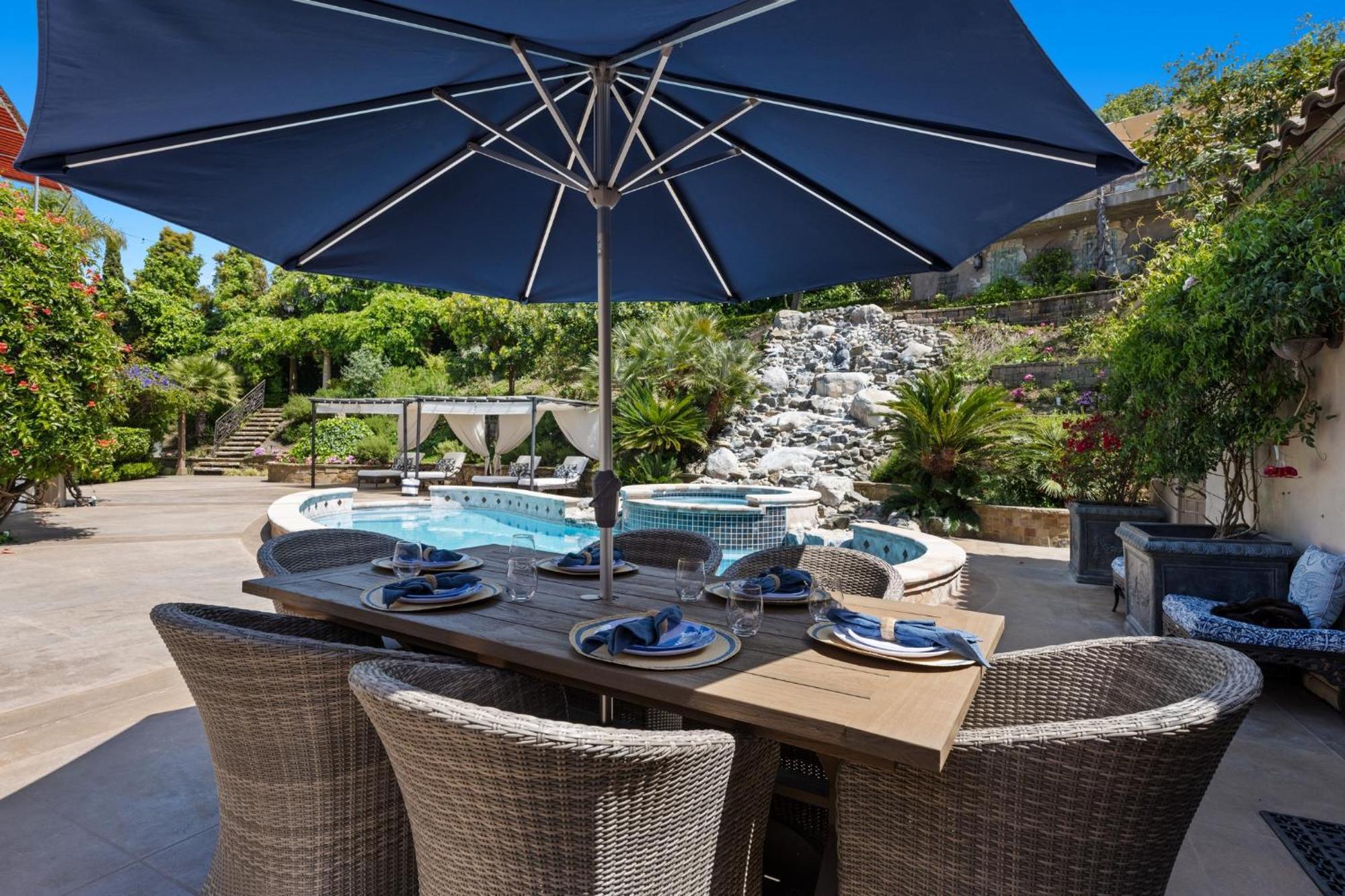 B5370 Bee By The Sea Holiday home *