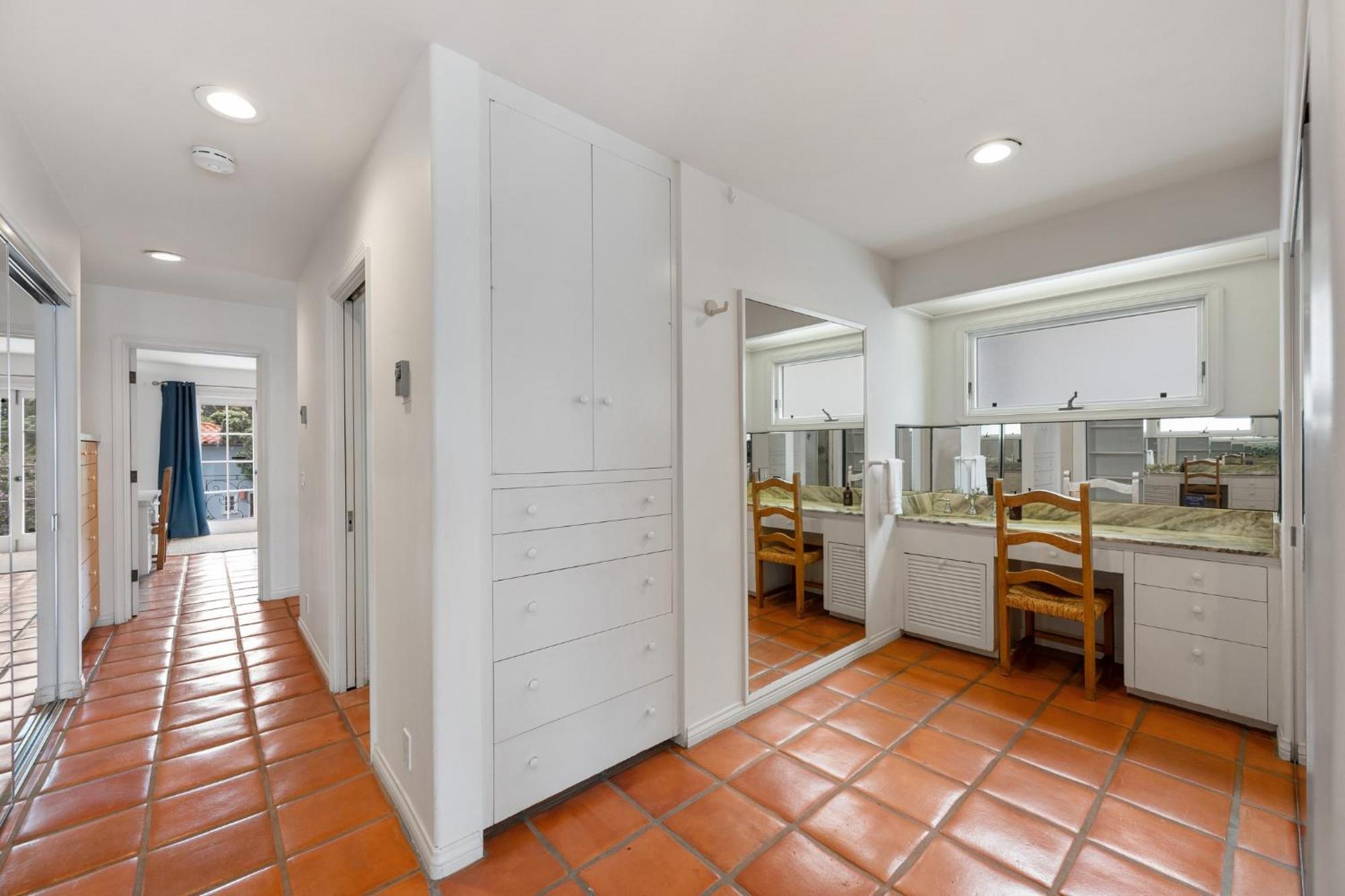 Holiday home B5250 Playa Vista Beachfront