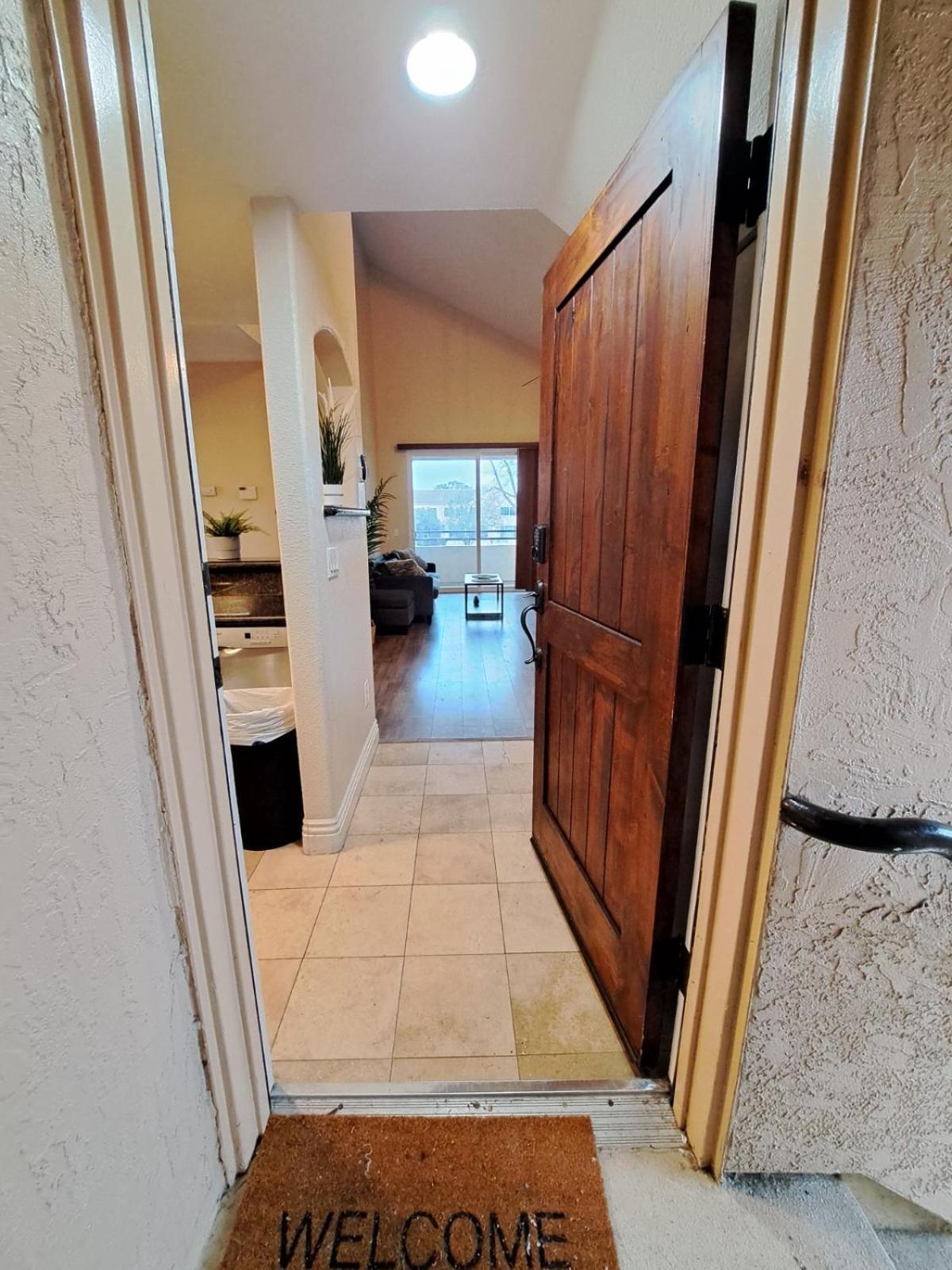 Venetian Vacation La Jolla 2 Bedrooms And 2 Bathrooms Luxury Furnished Near Beach And Utc Mall *
