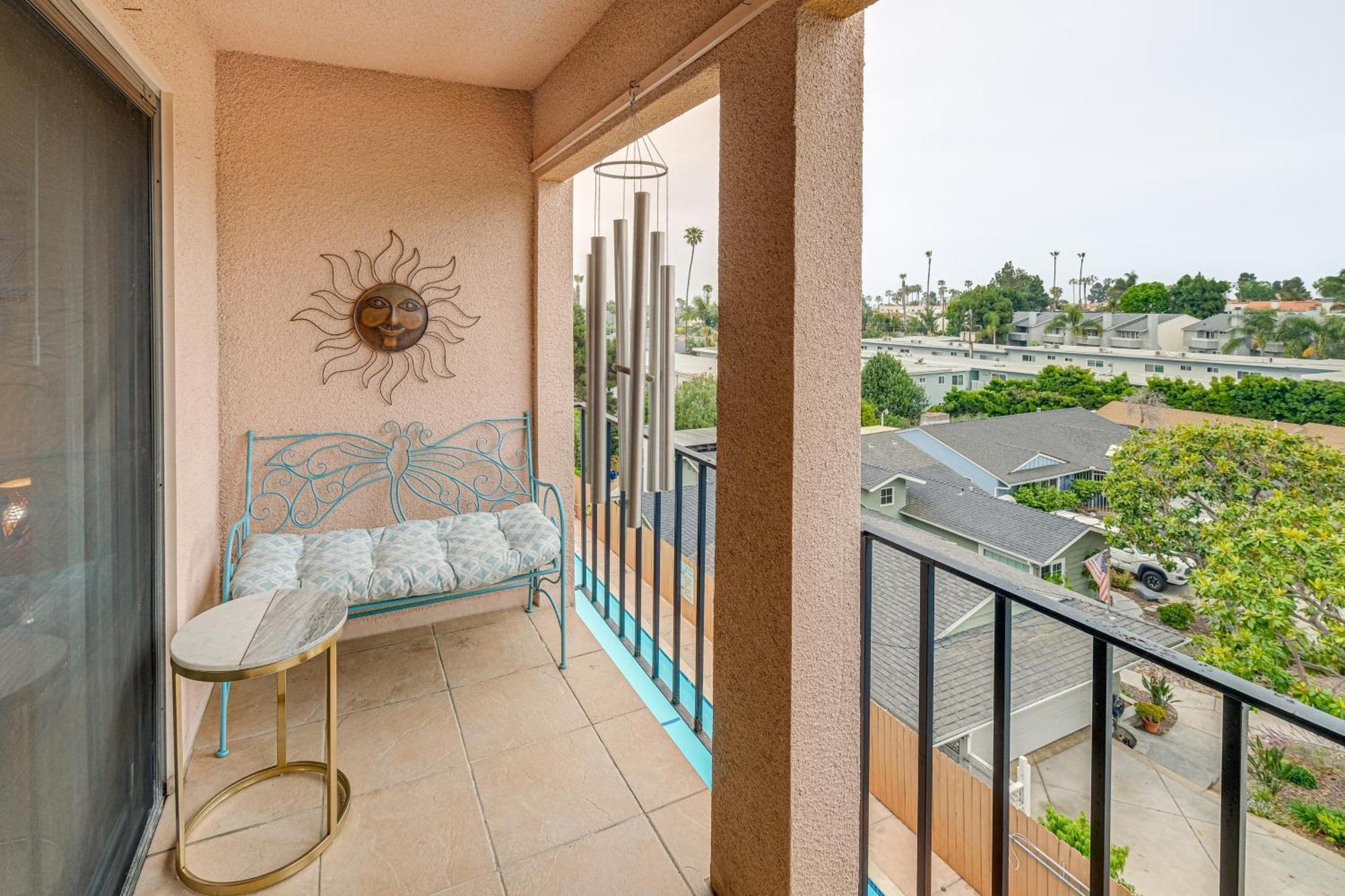 Sunny Near Hospitals! Apartment