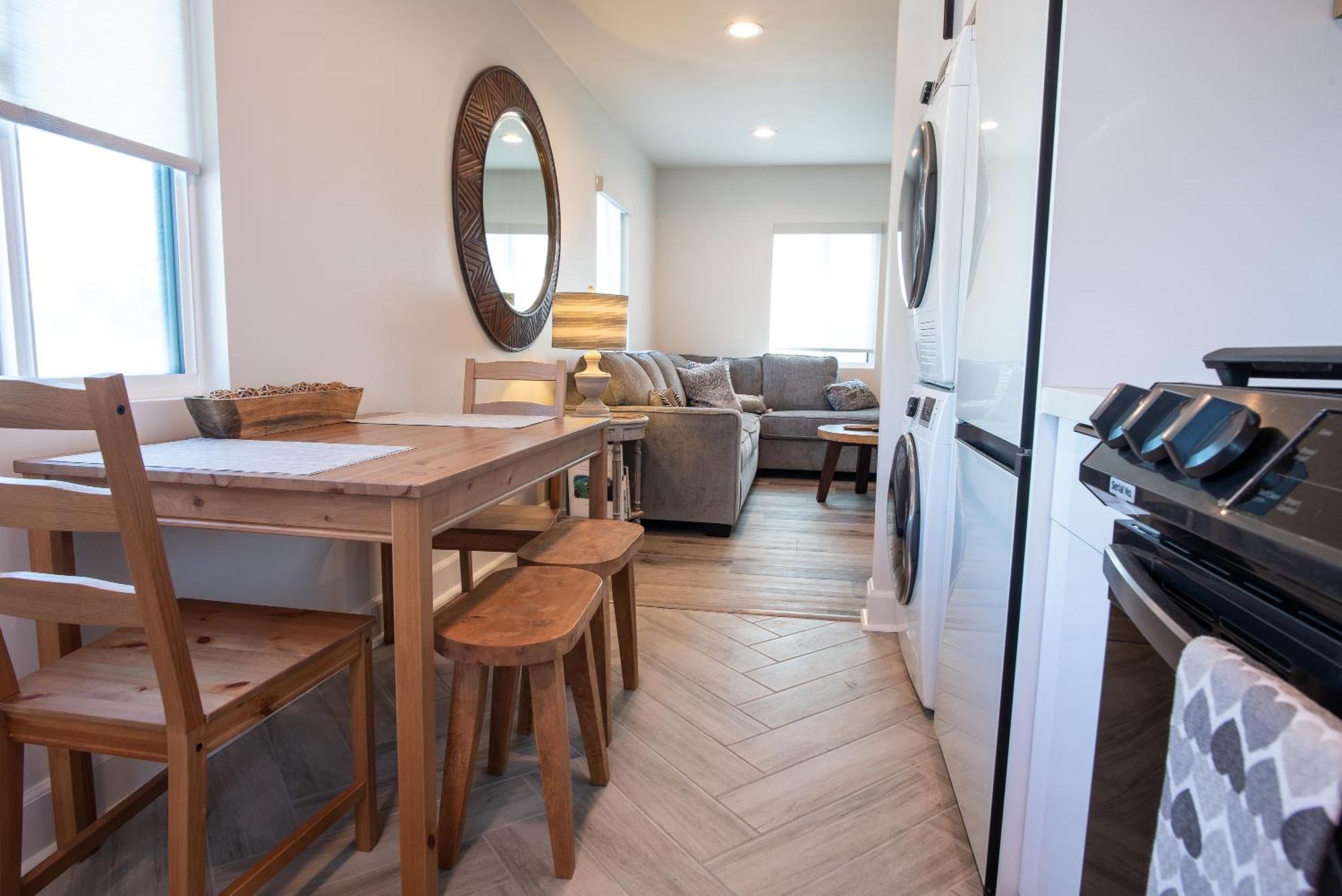 Pet Friendly Lrg 1bd Dog Waves And Sunshine Apartment *