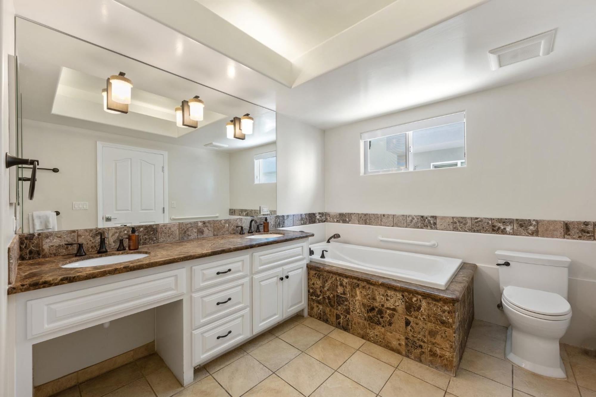B5129 Bluewater Oceanfront 1 North San Diego