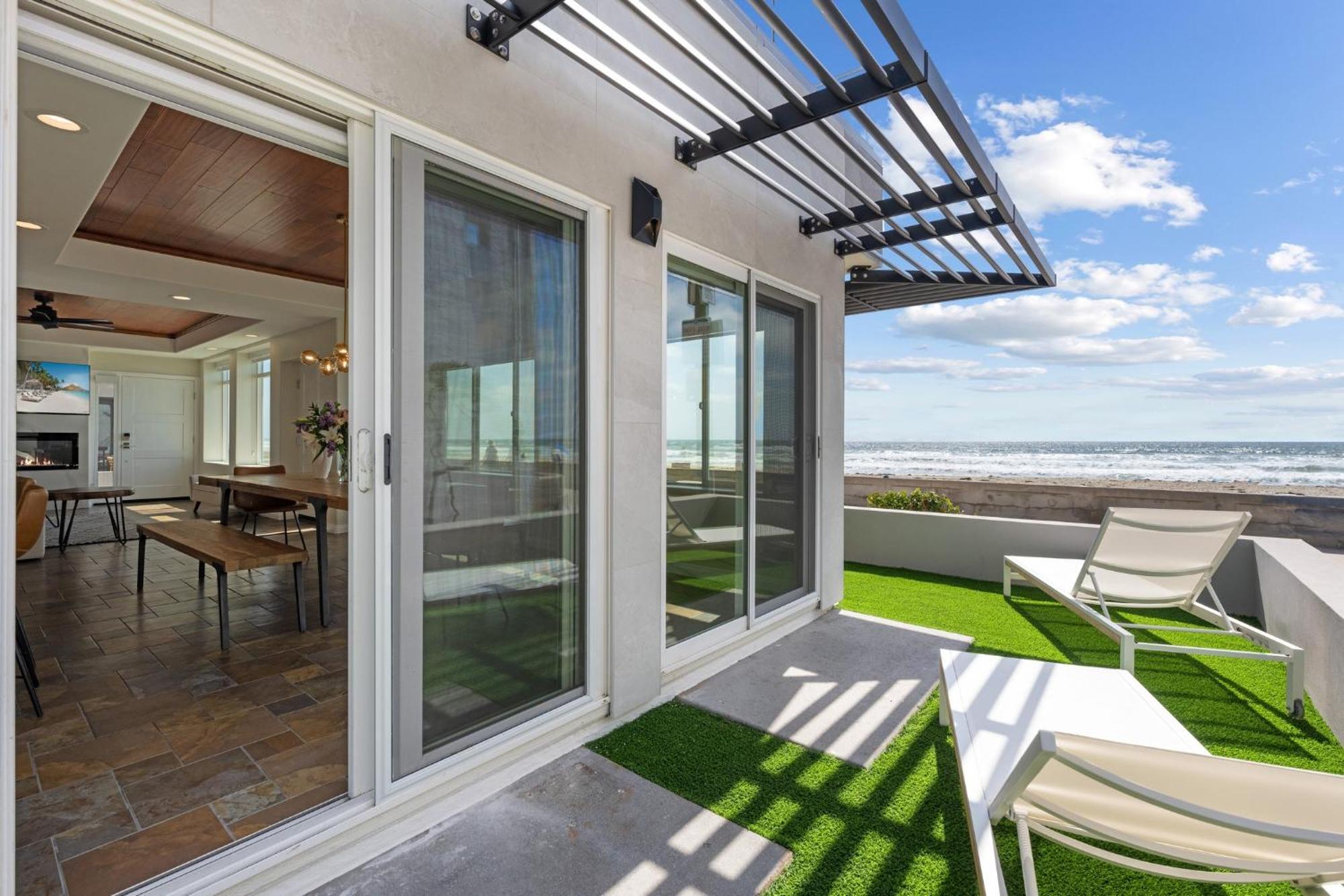 B5129 Bluewater Oceanfront 1 North