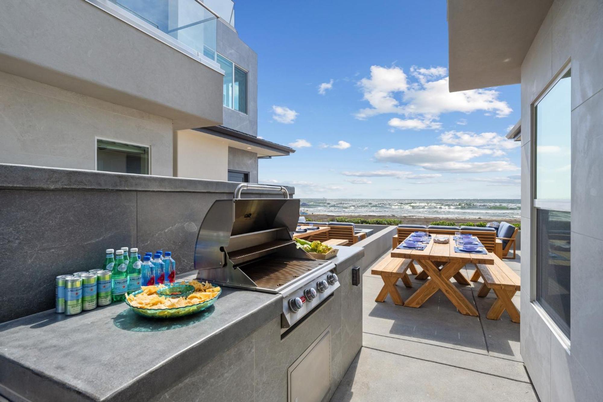 Apartment B5129 Bluewater Oceanfront 1 North