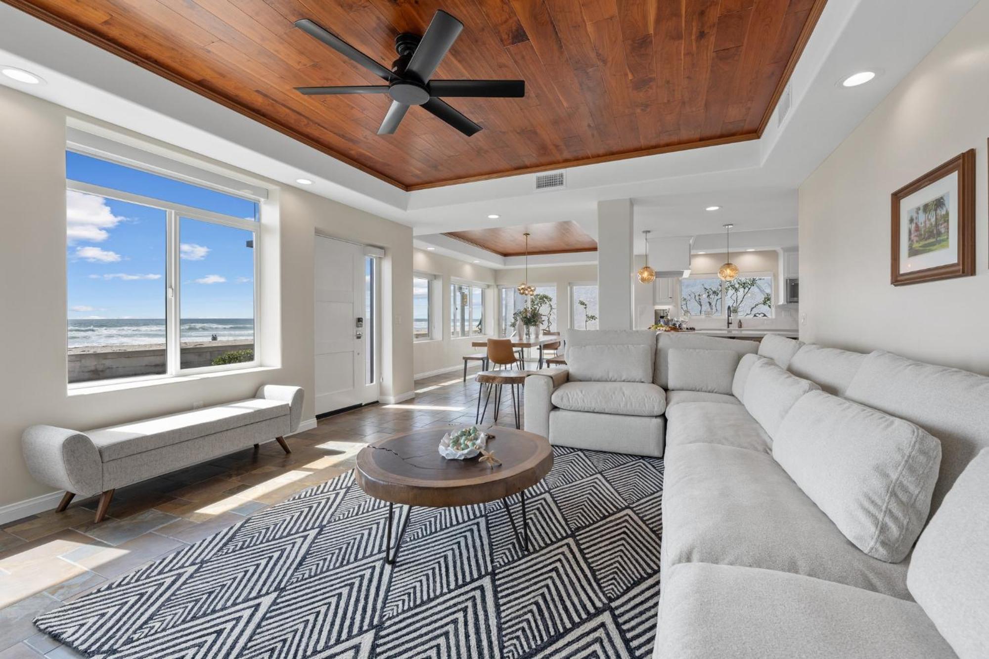 B5129 Bluewater Oceanfront 1 North