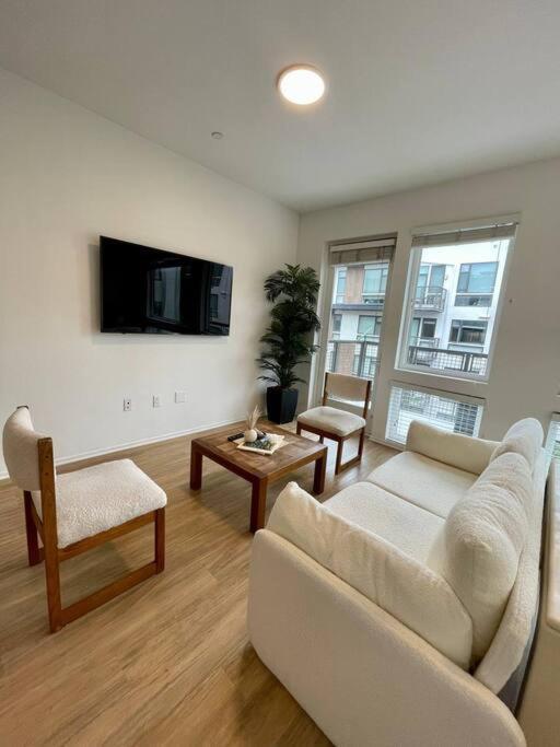 Stylish Downtown Studio * San Diego