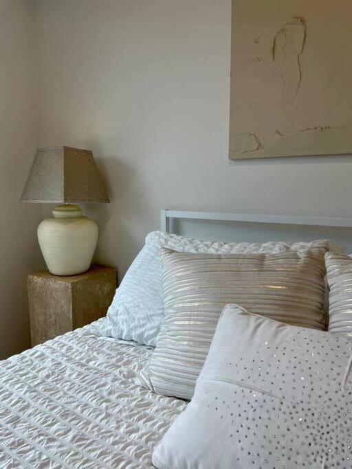 Apartment Stylish Downtown Studio *