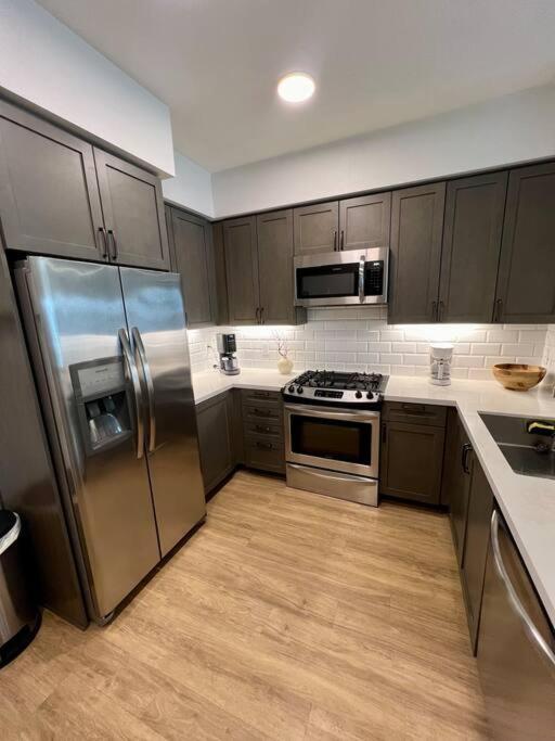 Stylish Downtown Studio Apartment *