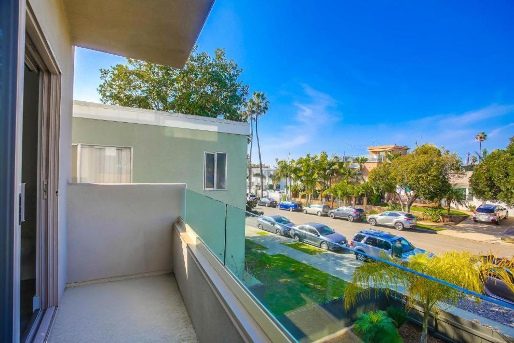 Ocean-view Blocks To With Private Hot Tub & Rooftop Deck