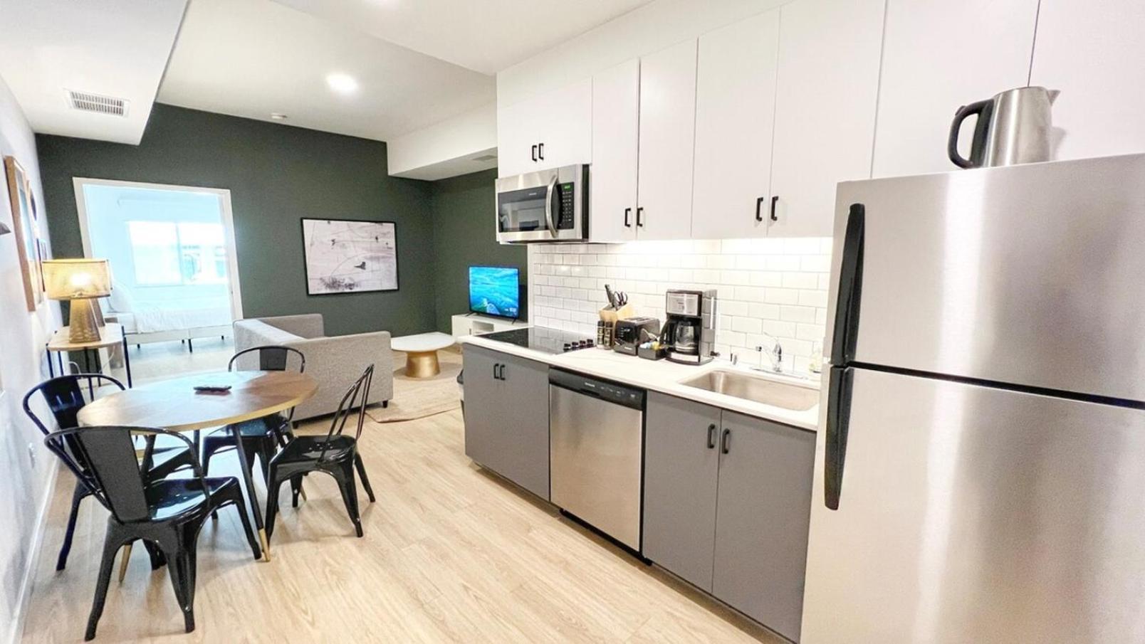 Ambient Oasis In The Heart Of Apartment San Diego