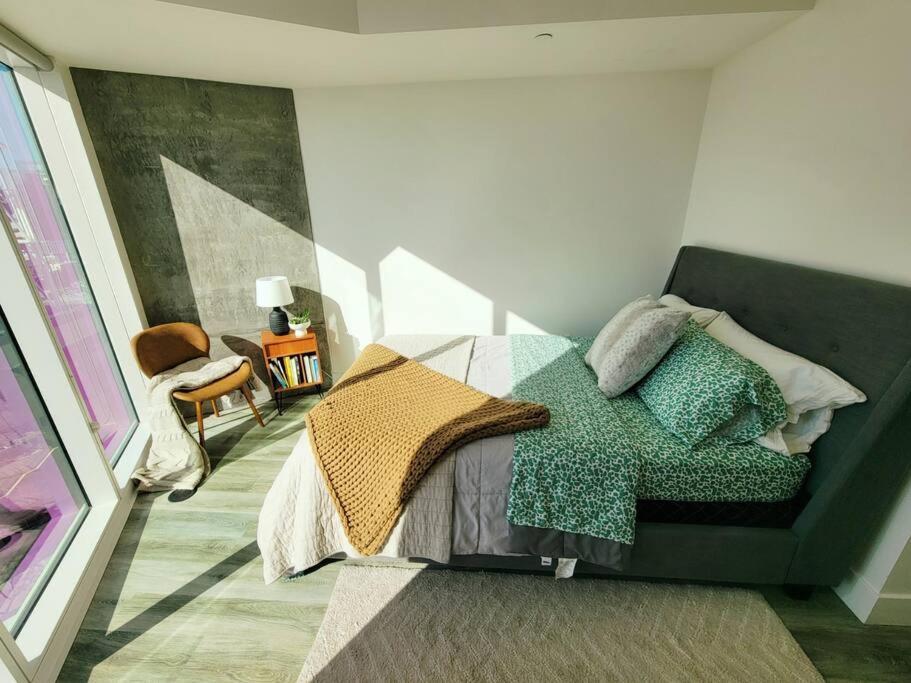 Apartment Bayviews Lux One-bedroom 1min To Petco Park Convention Center Gaslamp Pool, Hot Tub *