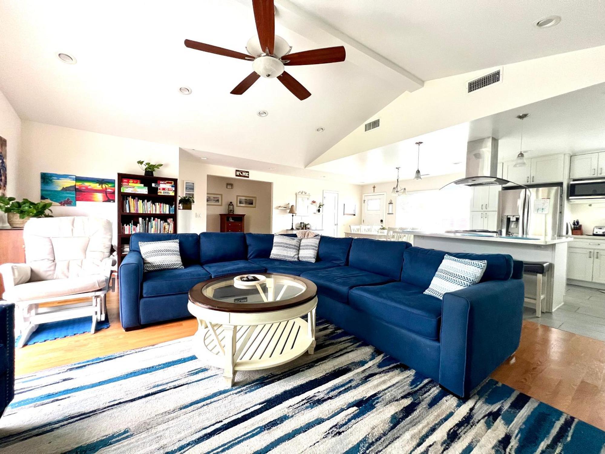 Family Friendly Retreat With Yard And Play Area, 2000 Sq Ft, Ac, Fiber Optic Wifi * San Diego