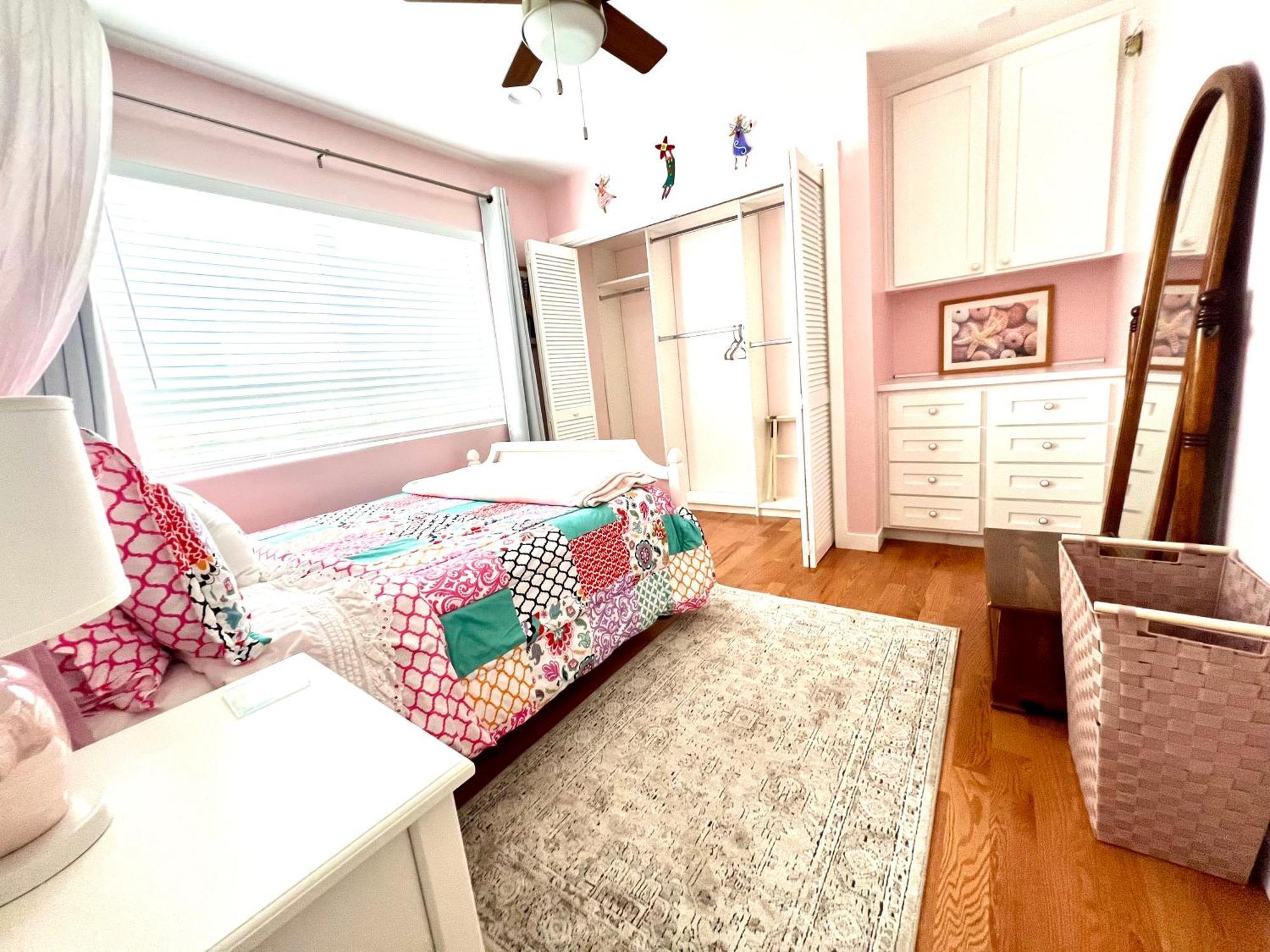 Family Friendly Retreat With Yard And Play Area, 2000 Sq Ft, Ac, Fiber Optic Wifi * San Diego