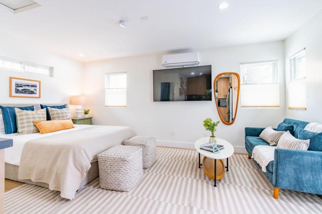 Quaint In Charming Marston Hills Apartment *