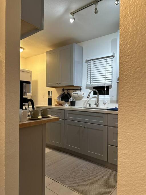 Modern Eclectic 1br By Downtown, Airport & *